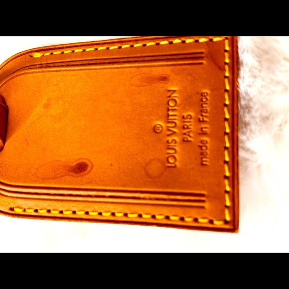 Louis Vuitton luggage w/ belt loop set - Picture 5 of 5